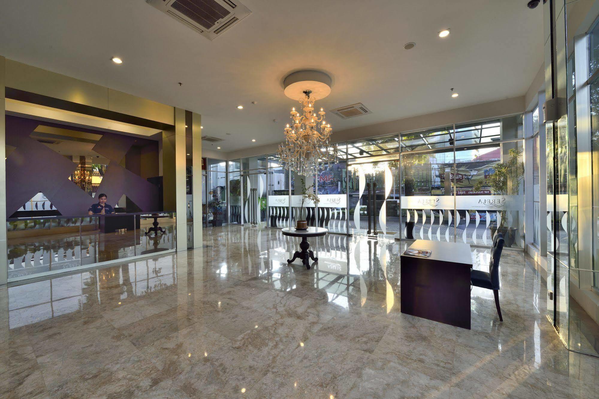 Serela Cihampelas By Kagum Hotels Bandung Eksteriør billede